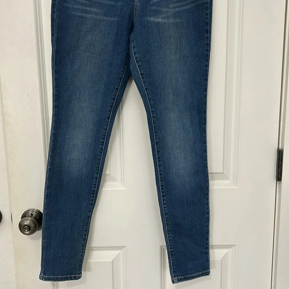 Jessica Simpson Kiss Me super skinny Jeans dark wash blue size 28 - Picture 4 of 7